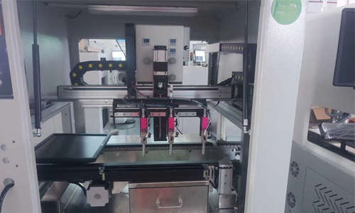 選擇性涂覆機(jī)-和傳統(tǒng)涂覆工藝的對(duì)比