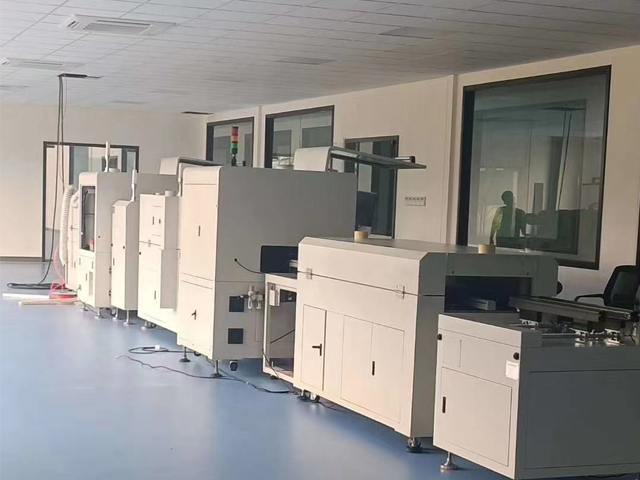 選擇性涂覆機(jī)-汽車(chē)電子行業(yè)